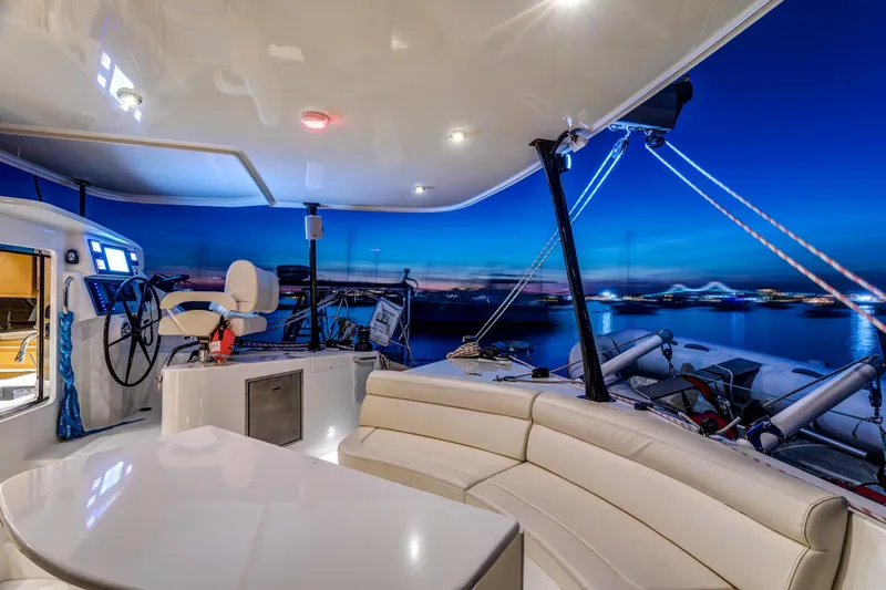 Tao 452 Yacht Photos Pics 