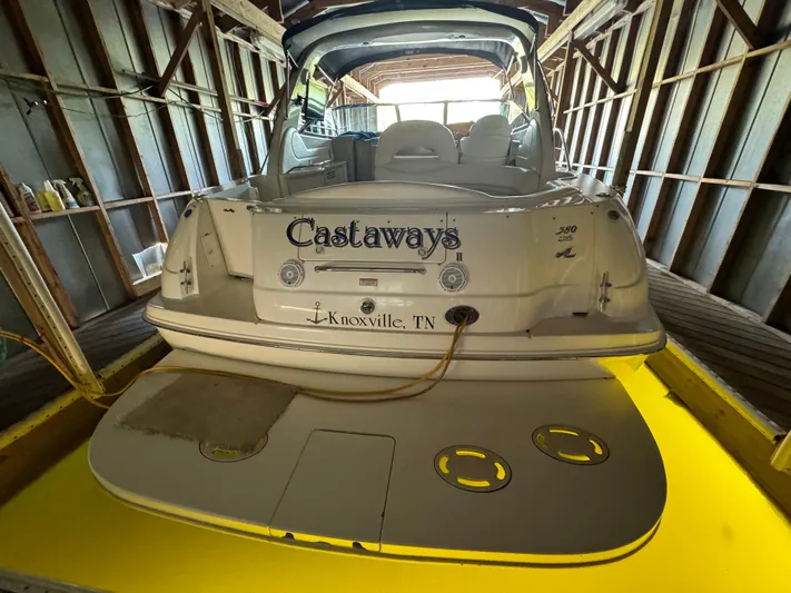 Castaways Yacht Photos Pics 