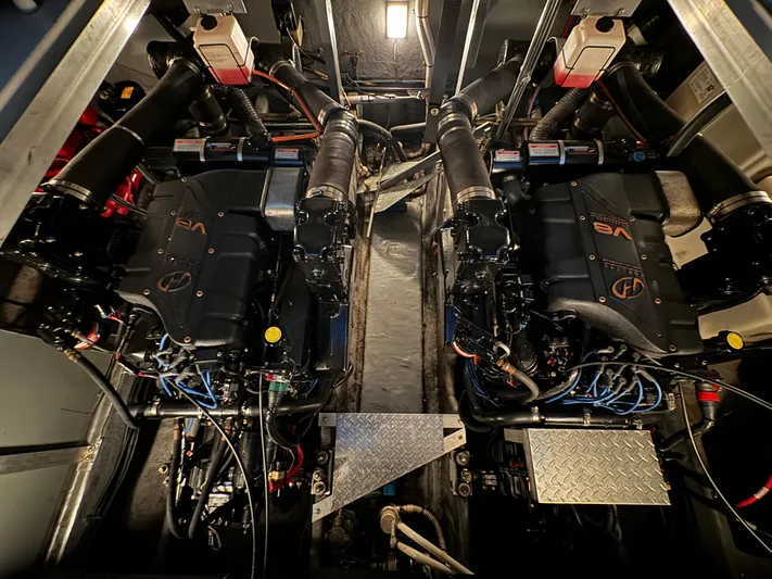 Castaways Yacht Photos Pics Engine room of 2000 Sea Ray 380 Sundancer with dual V8 engines.