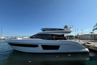2025 Azimut Fly 53