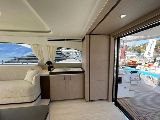 2023 Azimut Fly 53 Flybridge for sale - YachtWorld