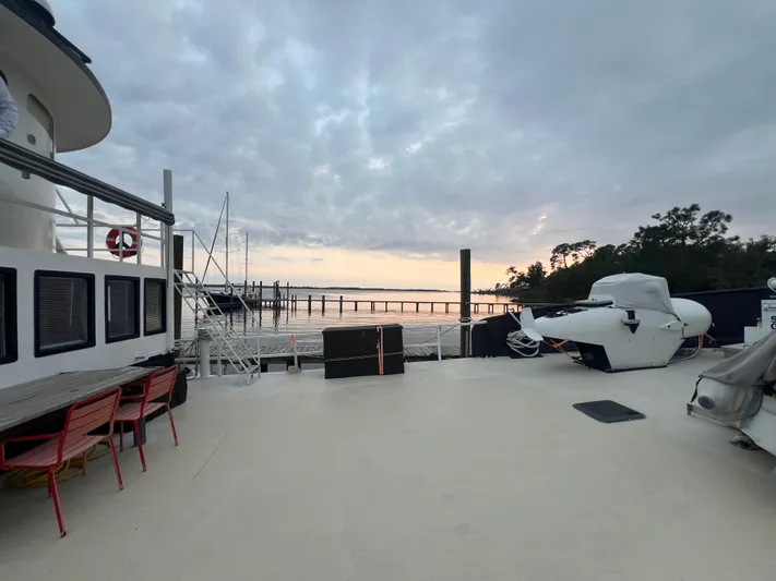 Moonraker Yacht Photos Pics 