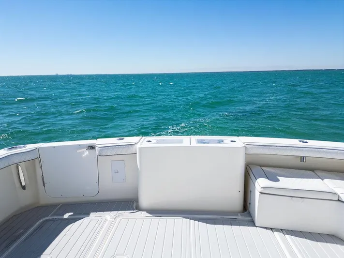 La Playa Yacht Photos Pics 