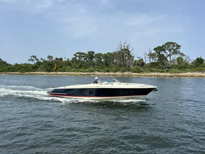  Yacht Photos Pics 2019 Chris-craft Launch 30 - Image 5