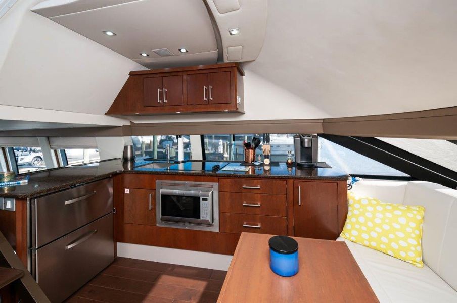 2013 Carver 54 Voyager